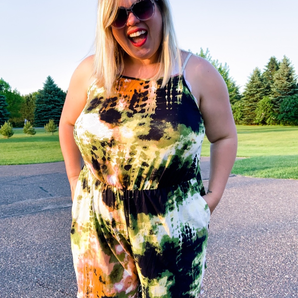 NWT Olive Beauty Romper 2XL - Picture 3 of 6